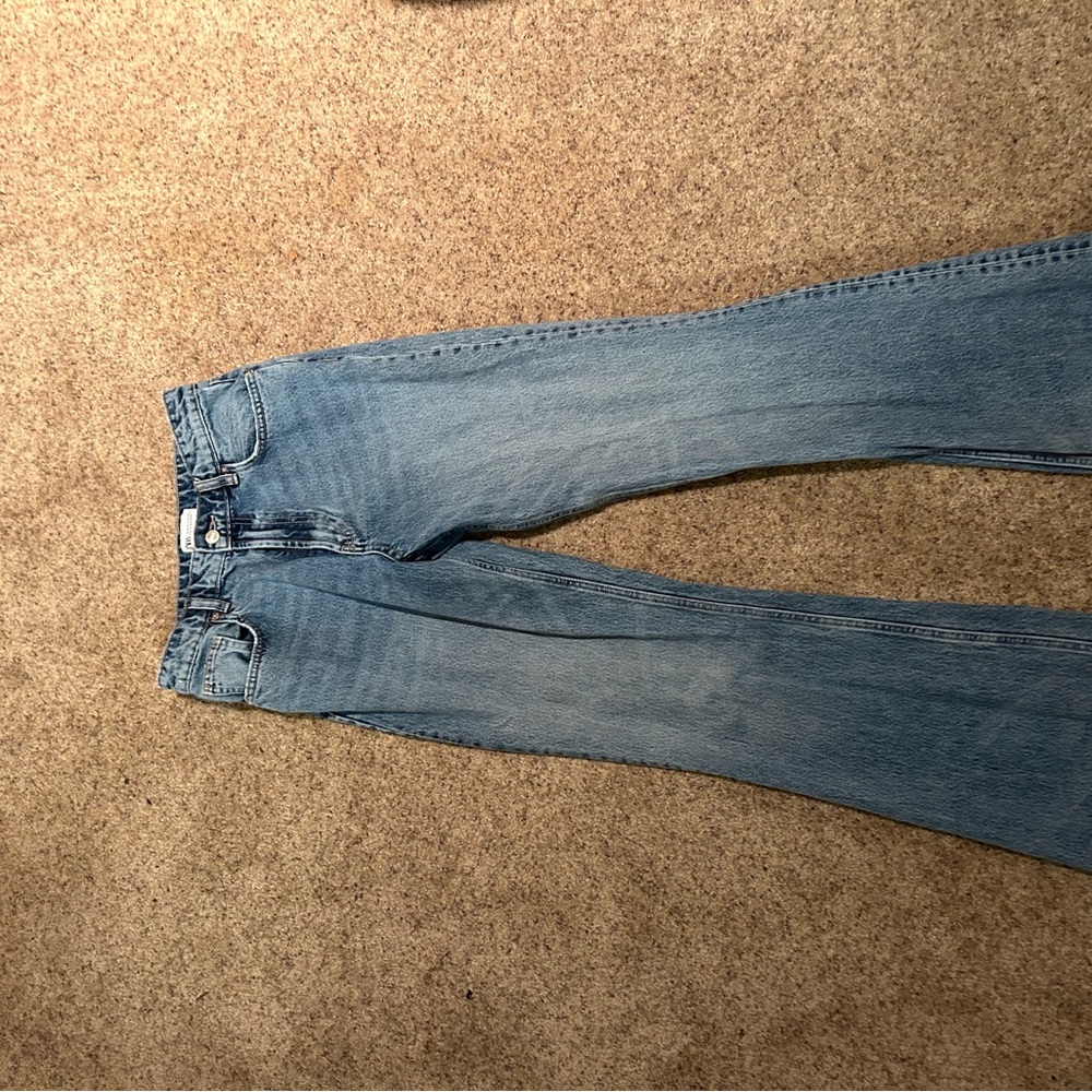 High waist light wash flare jeans